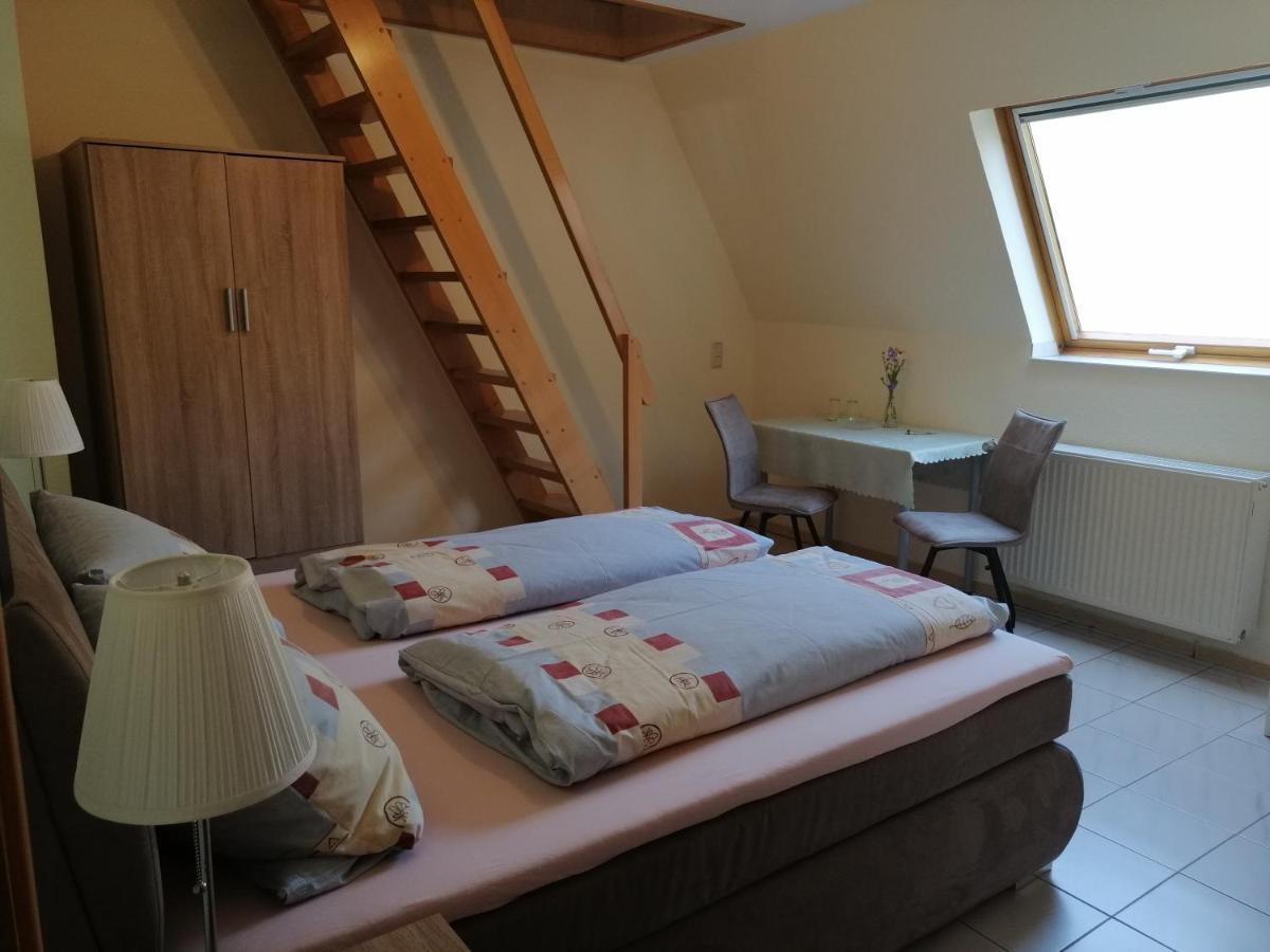 Gaestehaus Herbert Kappes Zeltingen-Rachtig Esterno foto